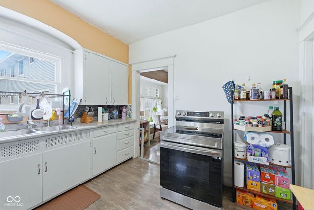 3724 E Market Street, Indianapolis, IN 46201