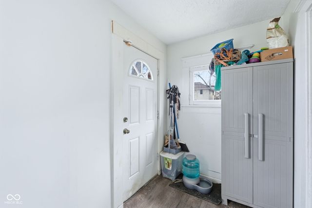 3724 E Market Street, Indianapolis, IN 46201