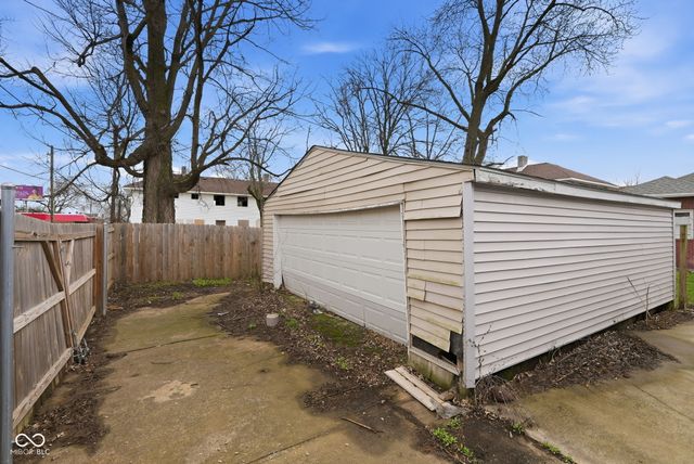 3724 E Market Street, Indianapolis, IN 46201