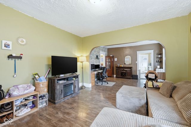 3724 E Market Street, Indianapolis, IN 46201