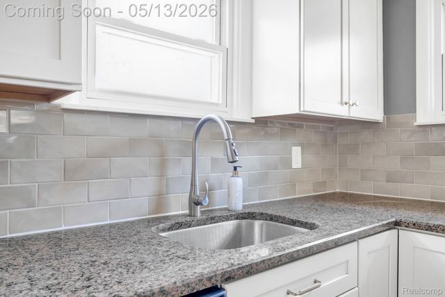 3363 Meinrad Drive, Waterford Charter Township, MI 48329