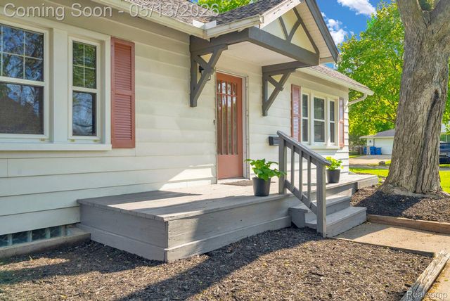 3363 Meinrad Drive, Waterford Charter Township, MI 48329