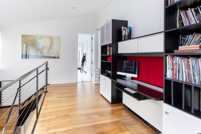 655 6TH Avenue PHB, New York City, NY 10010