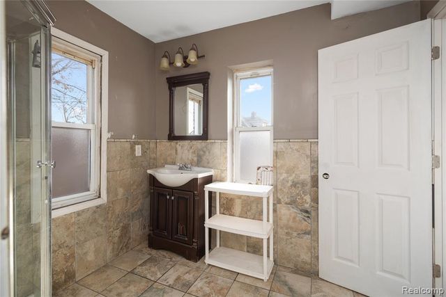 147 1st Street, Wyandotte, MI 48192