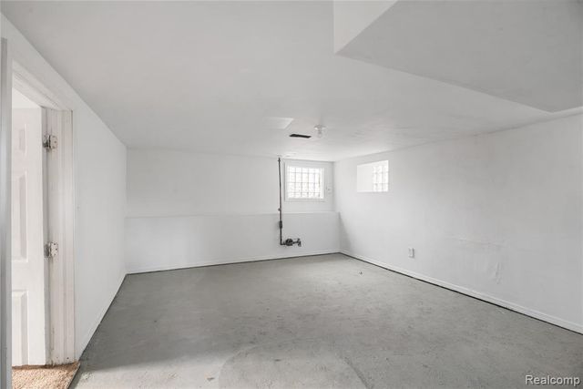 147 1st Street, Wyandotte, MI 48192