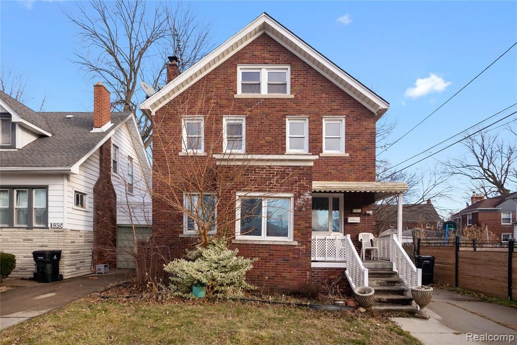 147 1st Street, Wyandotte, MI 48192