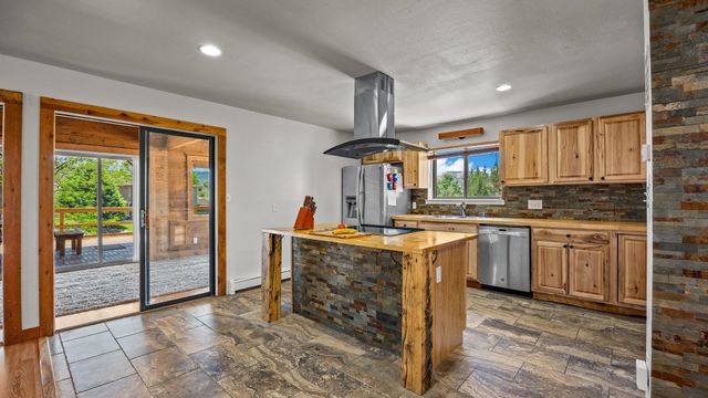 2389 W Plateau Court, Grand Junction, CO 81507