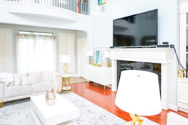 15127 Oldtown Bridge Court, Sugar Land, TX 77498