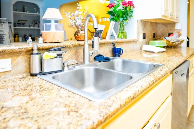 15127 Oldtown Bridge Court, Sugar Land, TX 77498