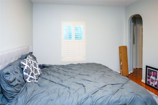 15127 Oldtown Bridge Court, Sugar Land, TX 77498