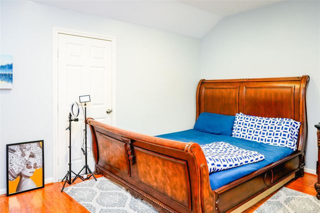 15127 Oldtown Bridge Court, Sugar Land, TX 77498