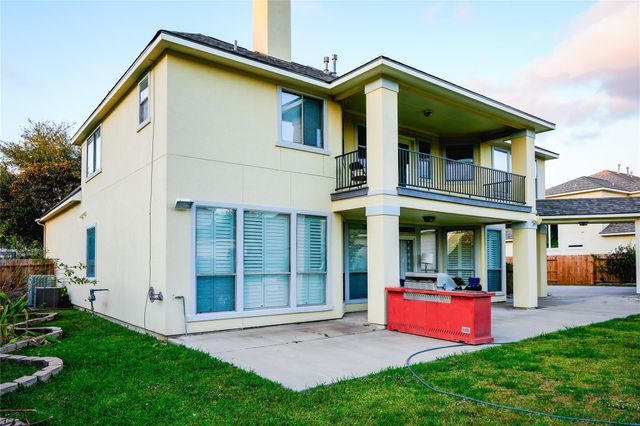 15127 Oldtown Bridge Court, Sugar Land, TX 77498