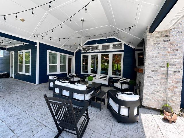 15 Quiet Mead Place, The Woodlands, TX 77375