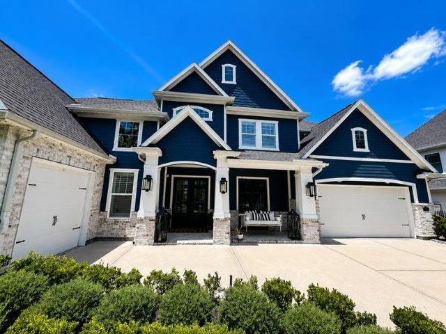15 Quiet Mead Place, The Woodlands, TX 77375