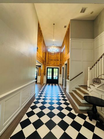 15 Quiet Mead Place, The Woodlands, TX 77375
