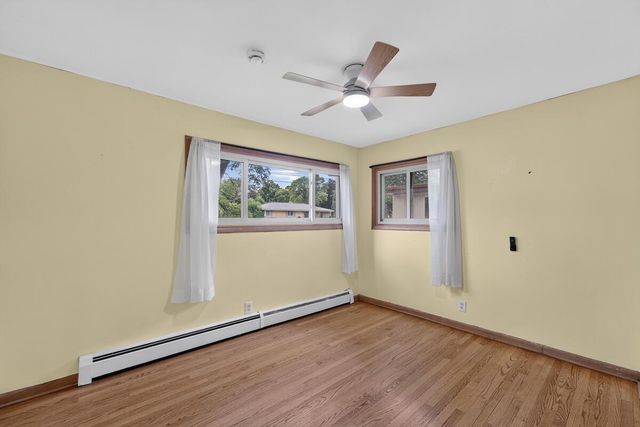 1225 N Osborne BOULEVARD, Racine, WI 53405