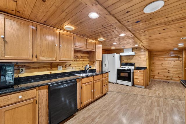 1225 N Osborne BOULEVARD, Racine, WI 53405