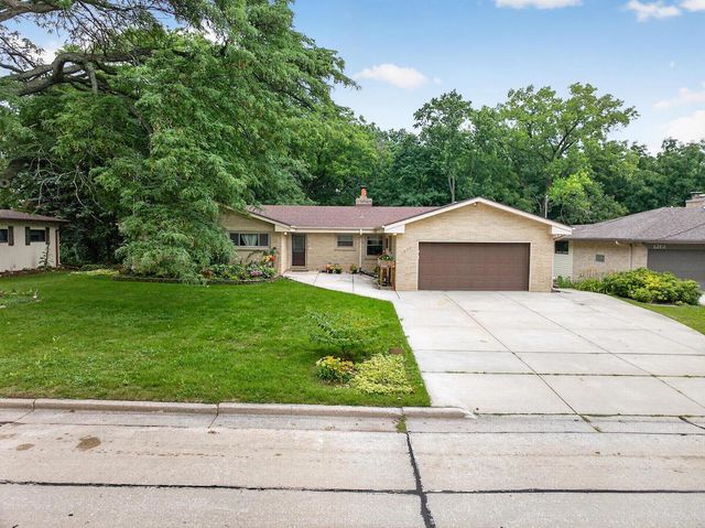 1225 N Osborne BOULEVARD, Racine, WI 53405