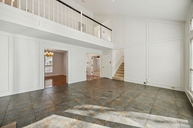 824 Mayfair Hill Court, Bedford, TX 76021