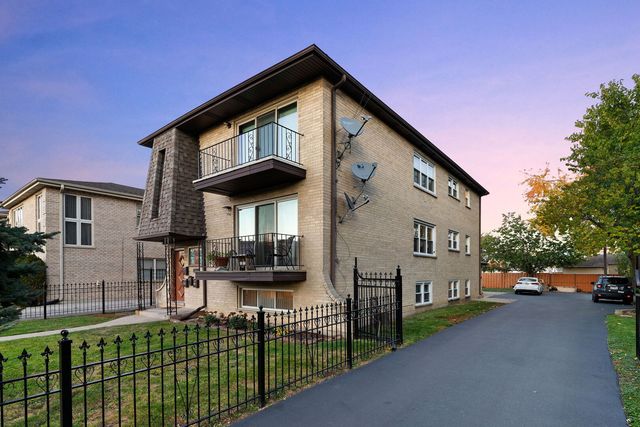 1941 N 19th Avenue 2, Melrose Park, IL 60160