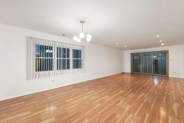 1941 N 19th Avenue 2, Melrose Park, IL 60160