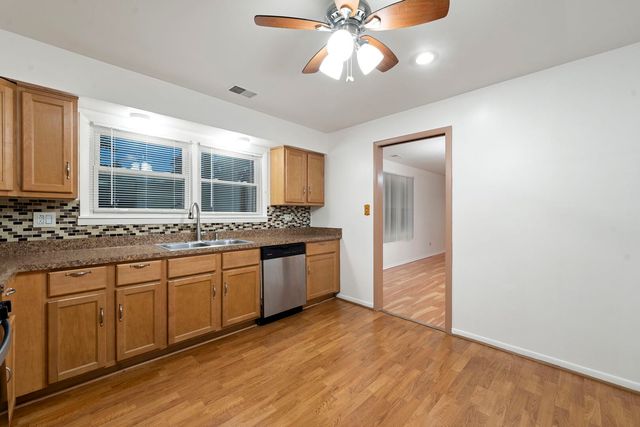 1941 N 19th Avenue 2, Melrose Park, IL 60160