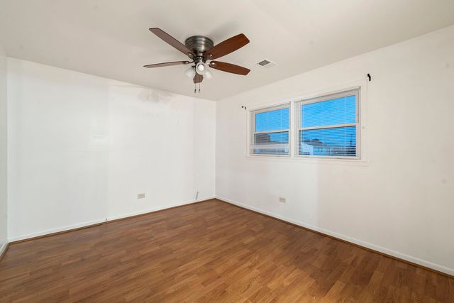 1941 N 19th Avenue 2, Melrose Park, IL 60160