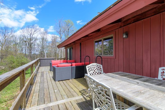 1 Bucket Lane, Dover, VT 05356