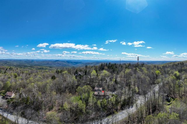 1 Bucket Lane, Dover, VT 05356