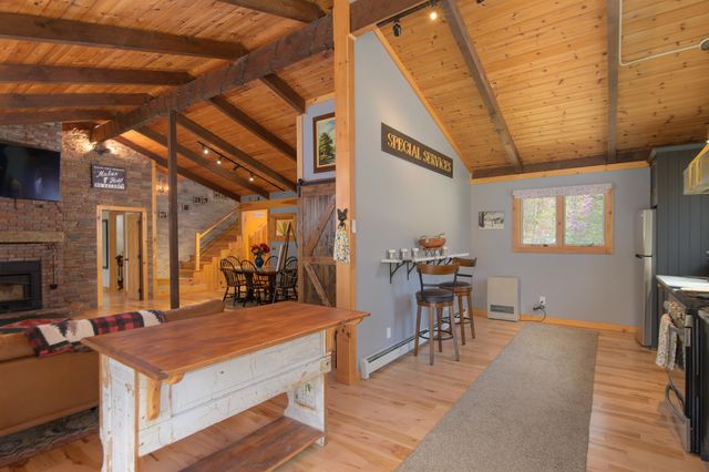 1 Bucket Lane, Dover, VT 05356
