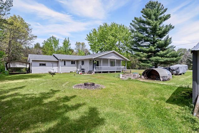 N10609 16th Avenue, Necedah, WI 54646