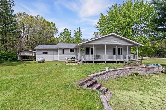 N10609 16th Avenue, Necedah, WI 54646