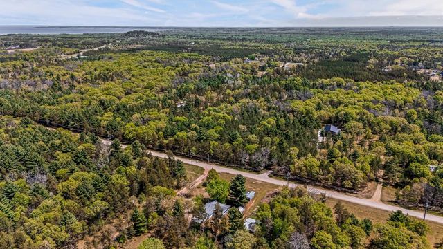 N10609 16th Avenue, Necedah, WI 54646