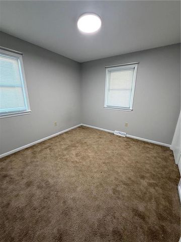 1426 Northfield Park Boulevard, Warrensburg, MO 64093