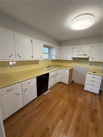 1426 Northfield Park Boulevard, Warrensburg, MO 64093