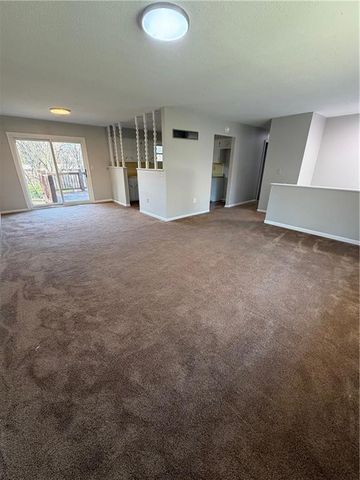 1426 Northfield Park Boulevard, Warrensburg, MO 64093