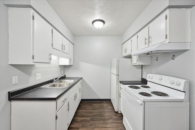 6020 Secor Road, Unit 11, Toledo, OH 43613