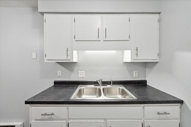 6020 Secor Road, Unit 11, Toledo, OH 43613