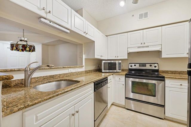 2120 Tuscany Way, Boynton Beach, FL 33435