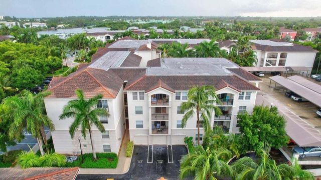 2120 Tuscany Way, Boynton Beach, FL 33435