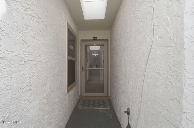 214 CASAS BELLA Lane, Santa Teresa, NM 88008