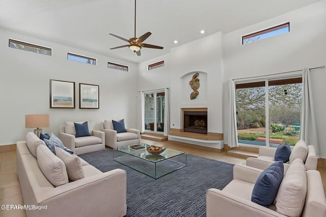 214 CASAS BELLA Lane, Santa Teresa, NM 88008