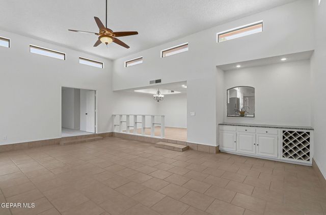 214 CASAS BELLA Lane, Santa Teresa, NM 88008