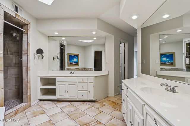 214 CASAS BELLA Lane, Santa Teresa, NM 88008