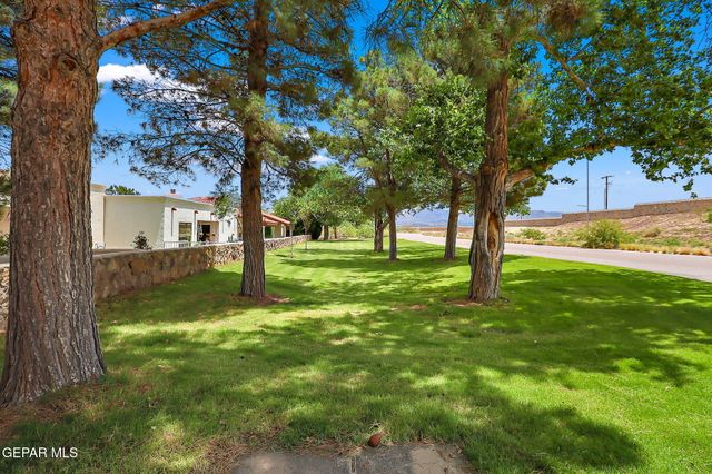 214 CASAS BELLA Lane, Santa Teresa, NM 88008