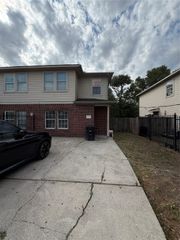 8126 Jutland Road B, Houston, TX 77033