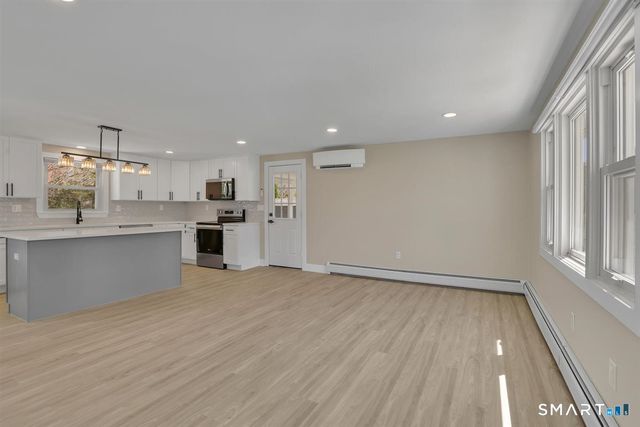3 Marble Road, Enfield, CT 06082