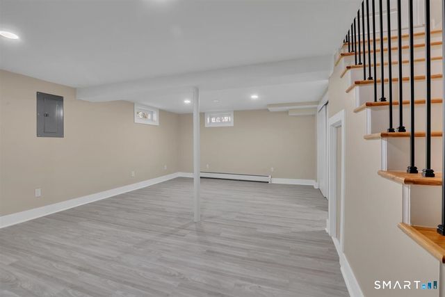 3 Marble Road, Enfield, CT 06082