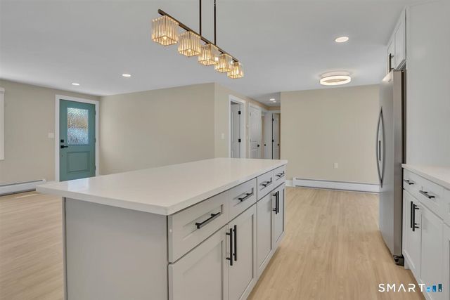 3 Marble Road, Enfield, CT 06082
