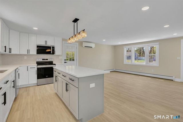 3 Marble Road, Enfield, CT 06082